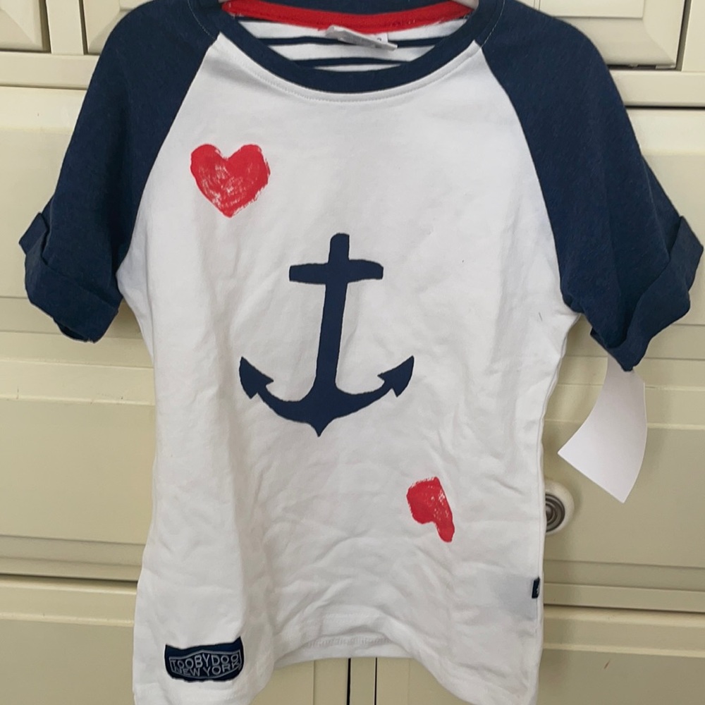 T shirt kids size 6